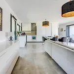 Contemporaine Avec Spa, Océan&forêt à Pied *